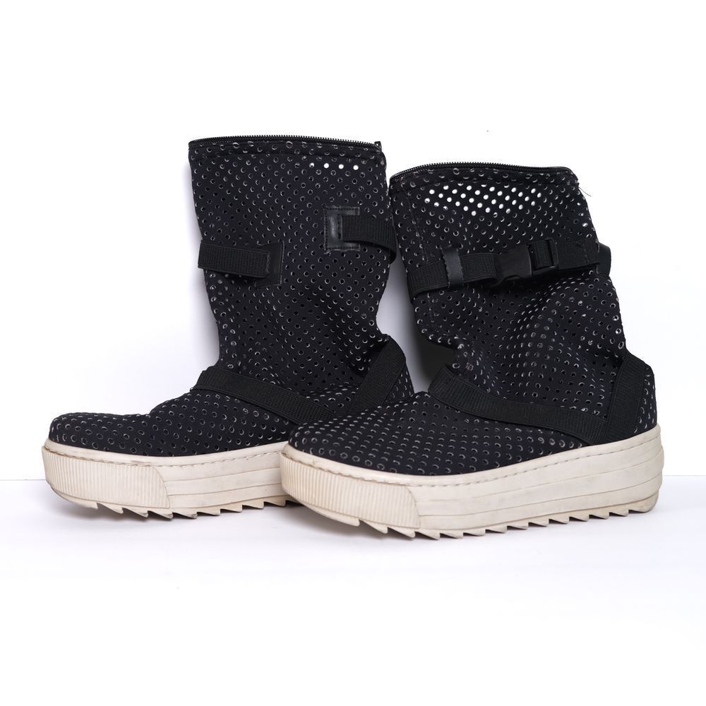 Demobaza Size 9 Women's Rare Black Platform Perforated Zip‎ Goth Designer Boots